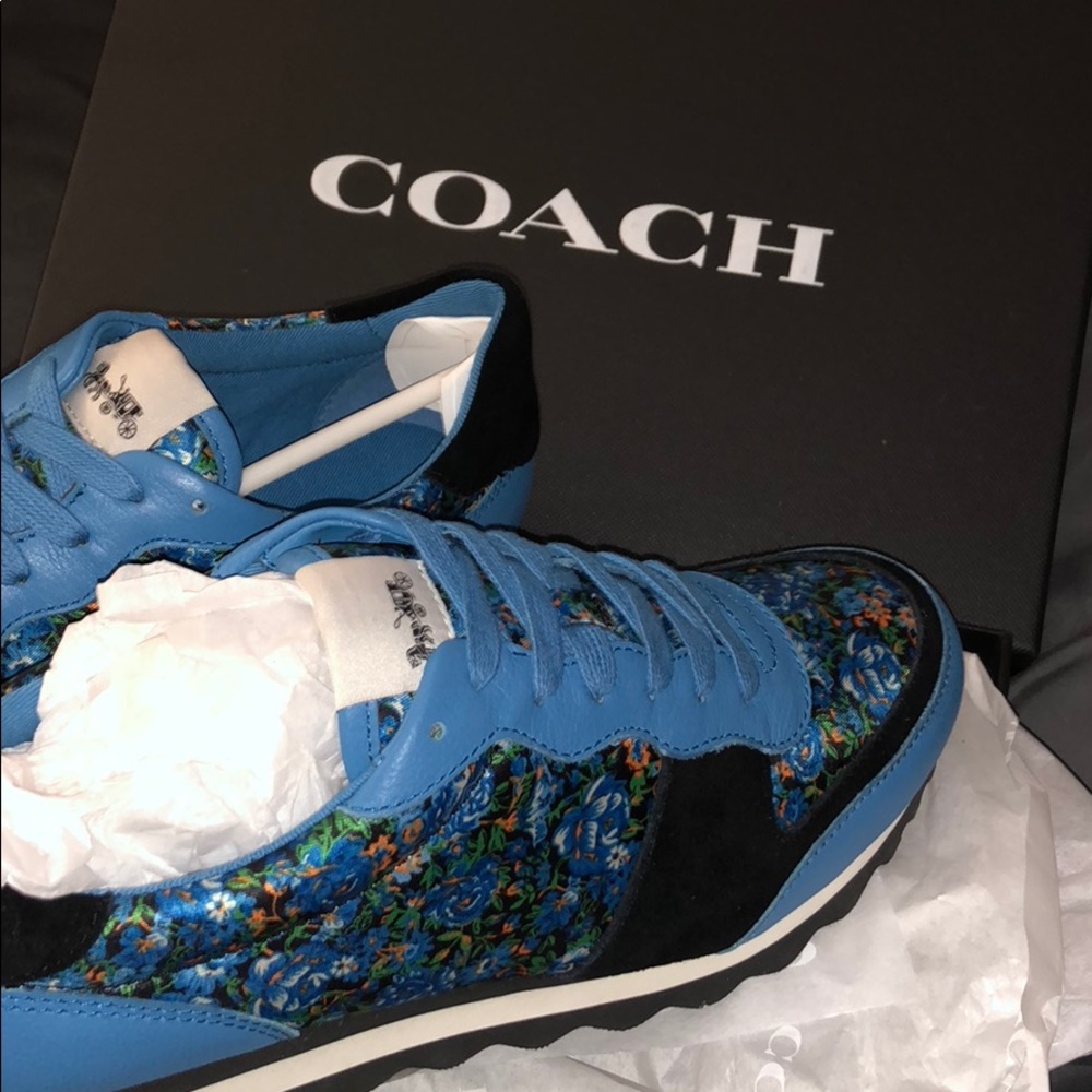 BRANDNEW Authentic Coach Sneakers -🔥🔥